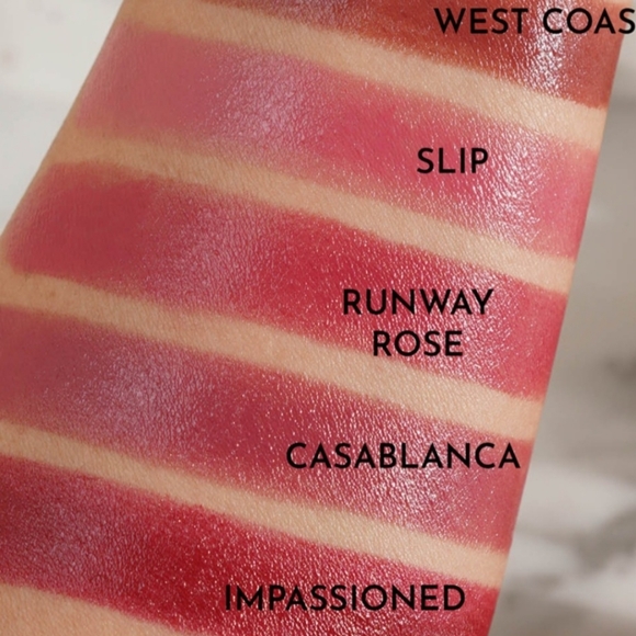 Tom Ford Lipstick - RUNWAY ROSE .03 Sample SIZE - Picture 4 of 5